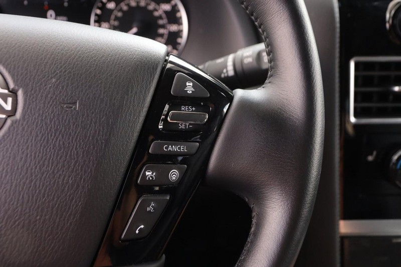 Nissan Armada Vehicle Image 13