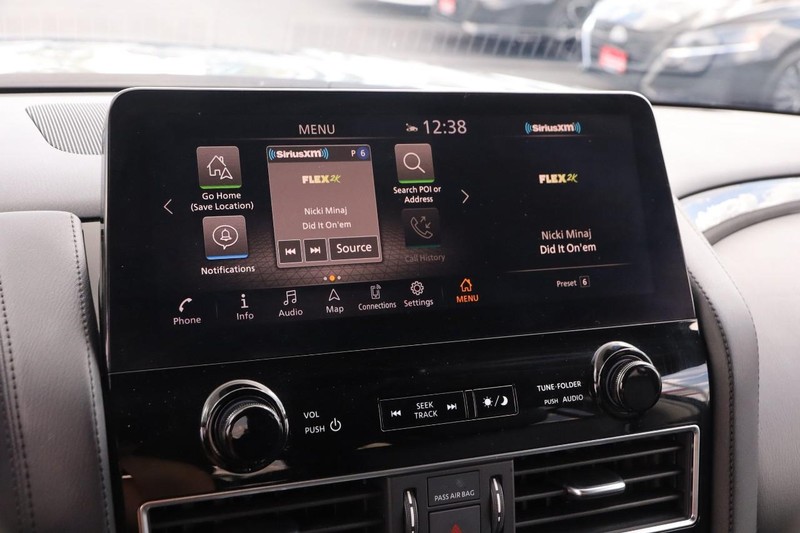 Nissan Armada Vehicle Image 16