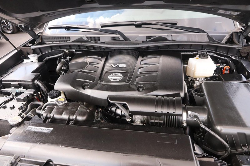 Nissan Armada Vehicle Image 27