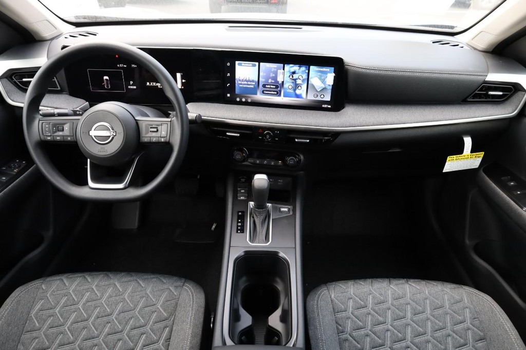 Nissan Kicks Vehicle Image 22