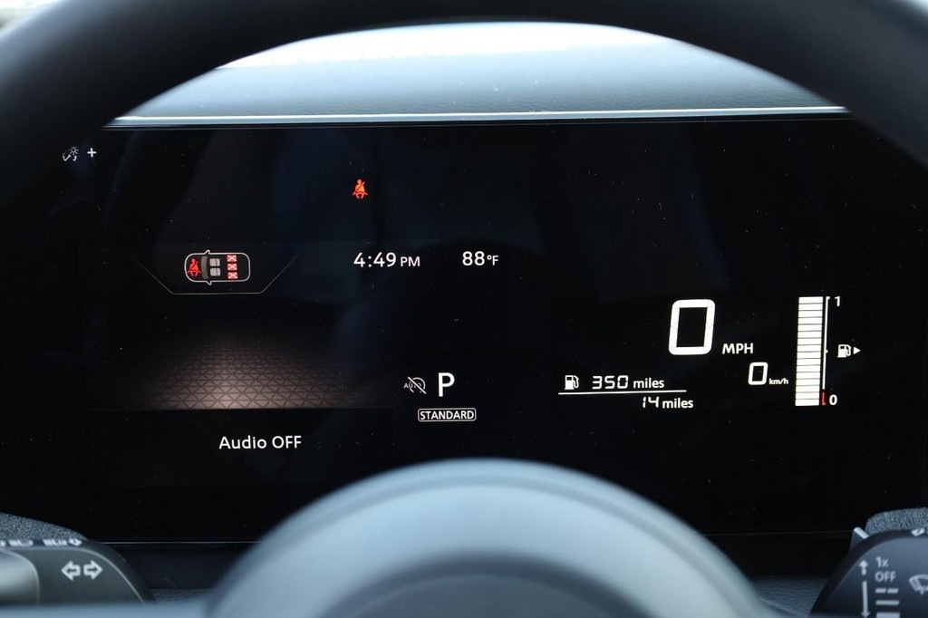 Nissan Kicks Vehicle Image 10