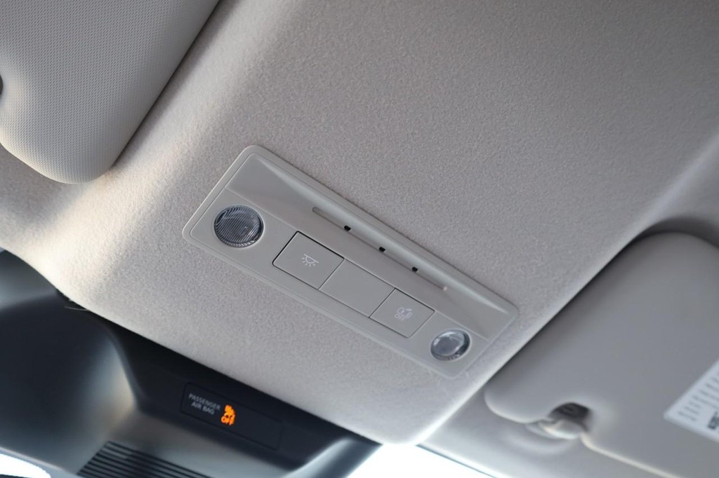 Nissan Kicks Vehicle Image 17