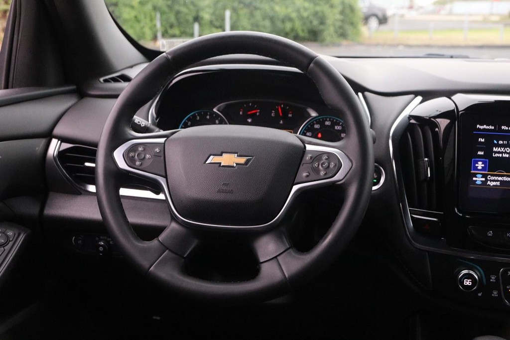 Chevrolet Traverse Vehicle Image 23