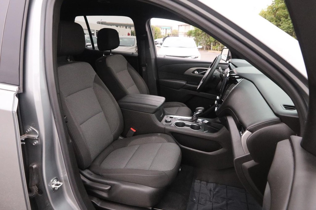 Chevrolet Traverse Vehicle Image 26