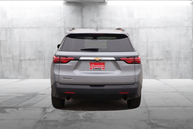 Chevrolet Traverse Vehicle Full-screen Gallery Image 06