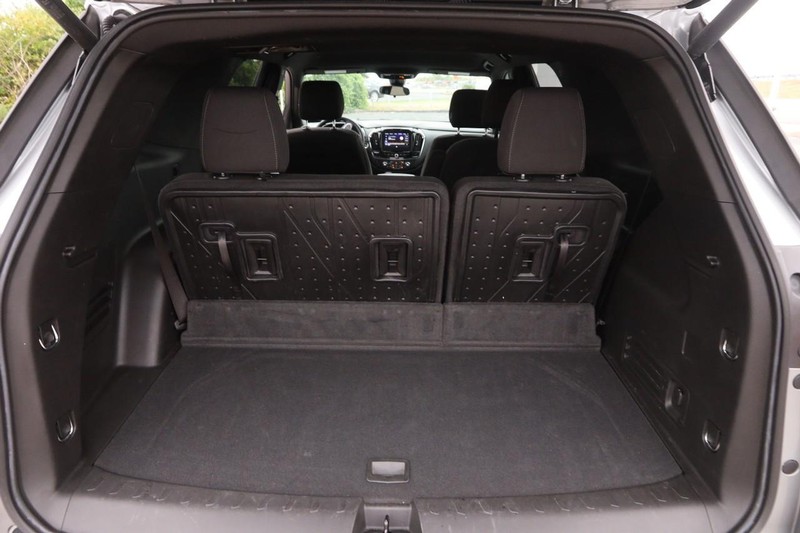 Chevrolet Traverse Vehicle Full-screen Gallery Image 07