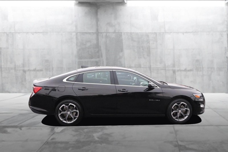 Chevrolet Malibu Vehicle Full-screen Gallery Image 05