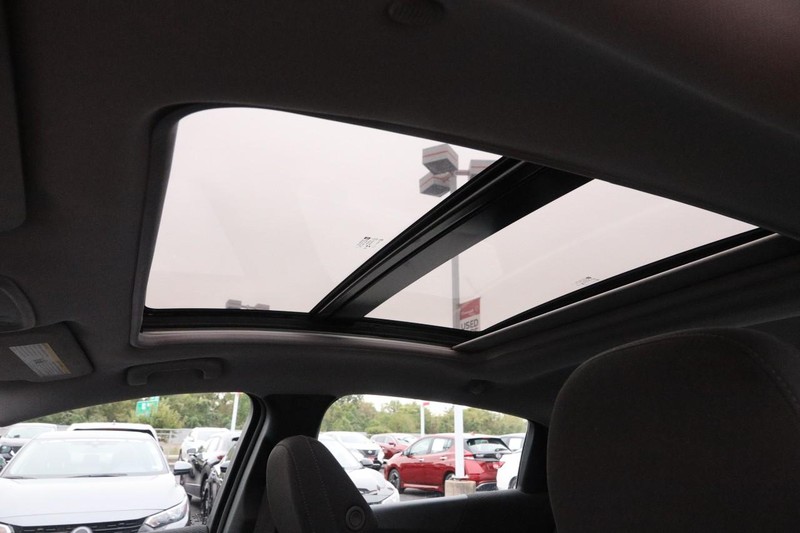 Chevrolet Malibu Vehicle Full-screen Gallery Image 08