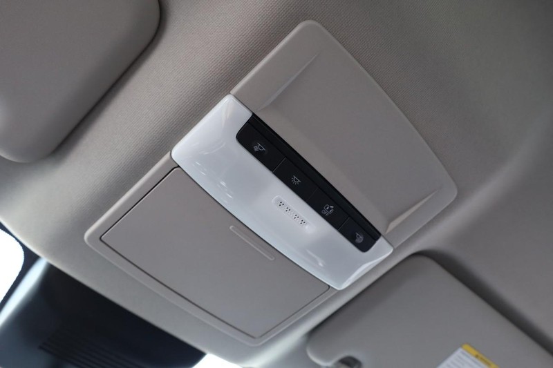 Nissan Sentra Vehicle Image 16