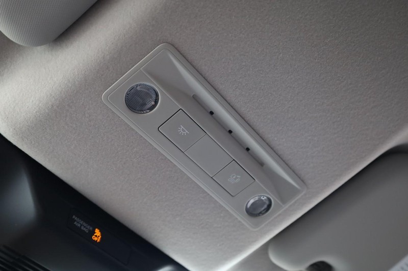 Nissan Kicks Vehicle Image 17