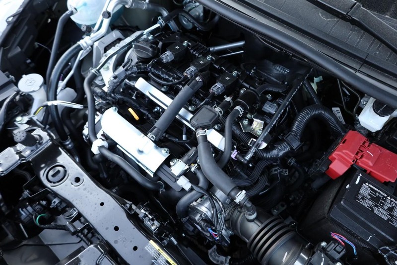 Nissan Versa Vehicle Image 24