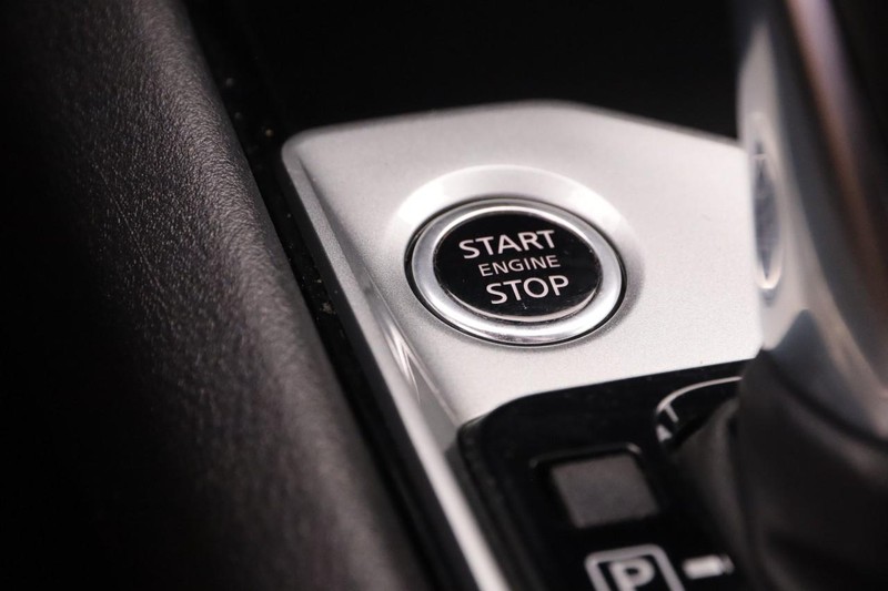 Nissan Altima Vehicle Image 17