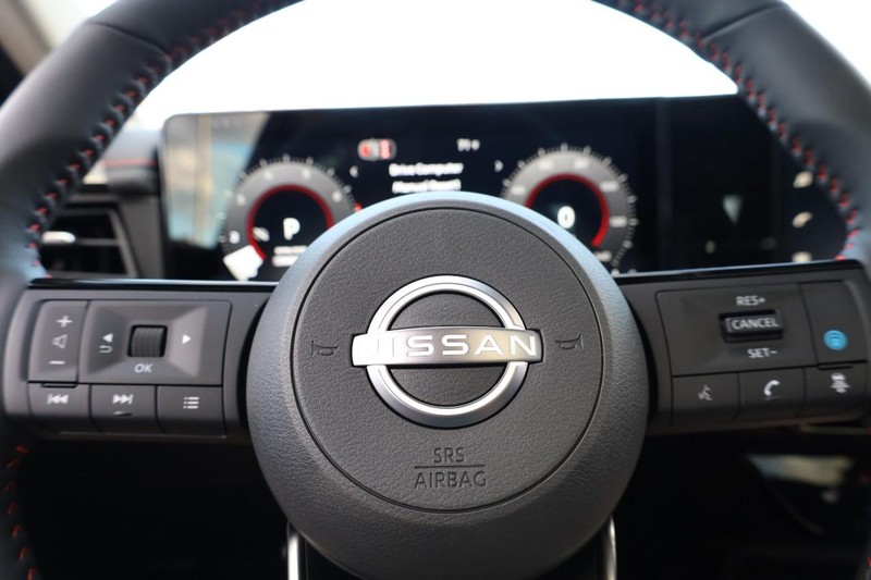 Nissan Kicks Vehicle Image 11