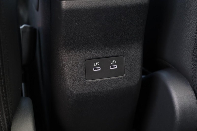 Nissan Kicks Vehicle Image 24