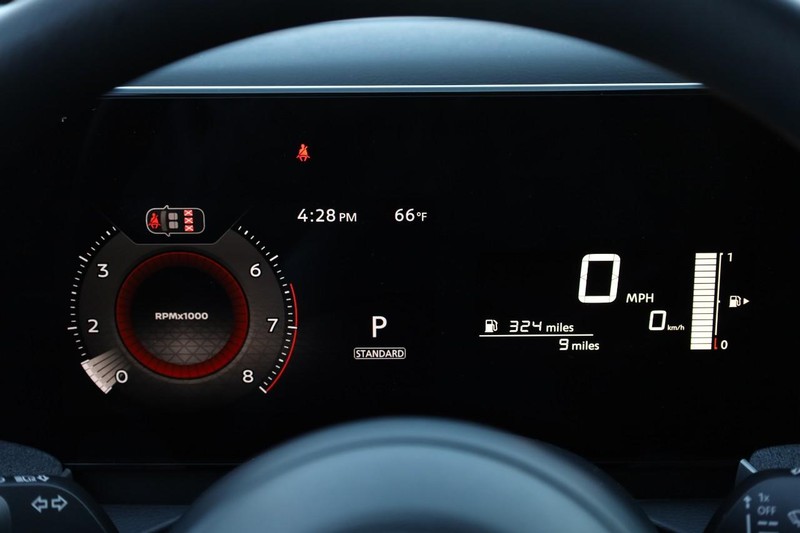 Nissan Kicks Vehicle Image 10