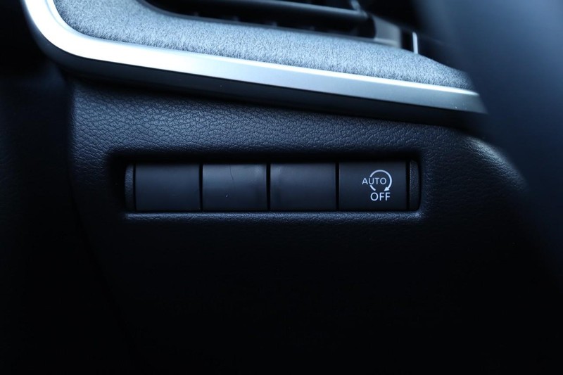 Nissan Kicks Vehicle Image 19