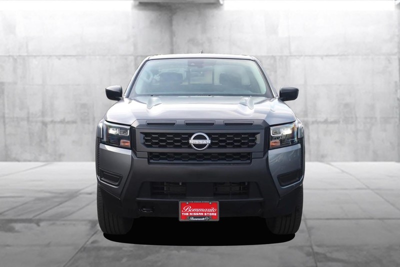 Nissan Frontier Vehicle Image 04