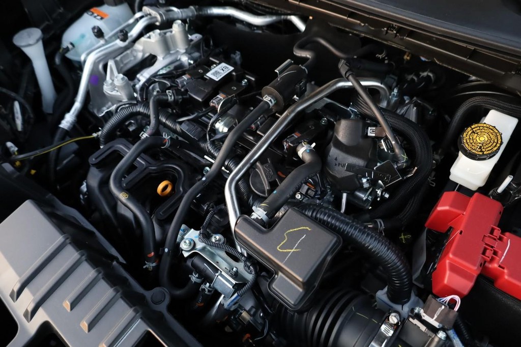 Nissan Kicks Vehicle Image 26