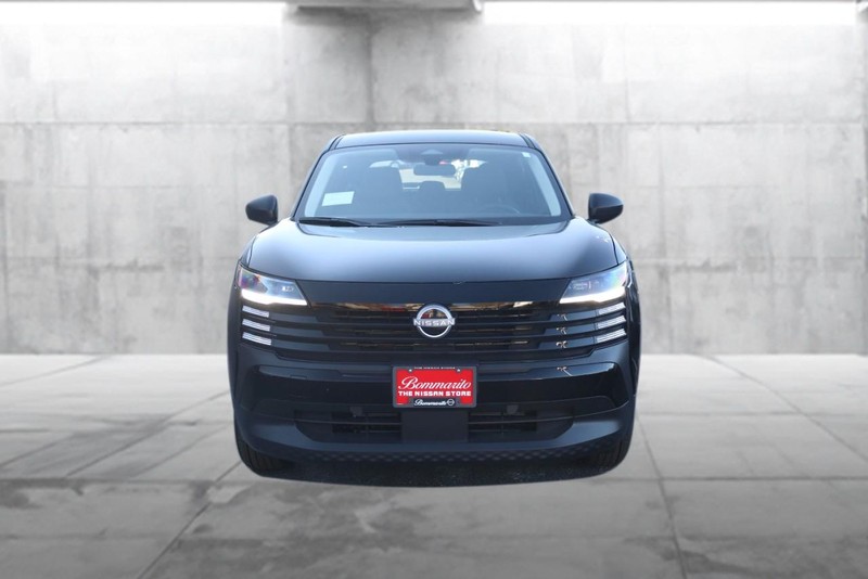 Nissan Kicks Vehicle Image 04