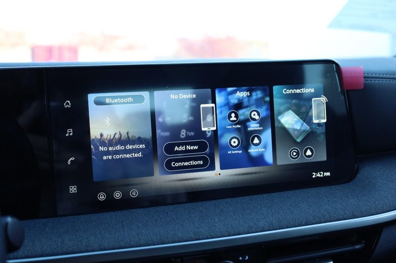 Nissan Kicks Vehicle Image 11