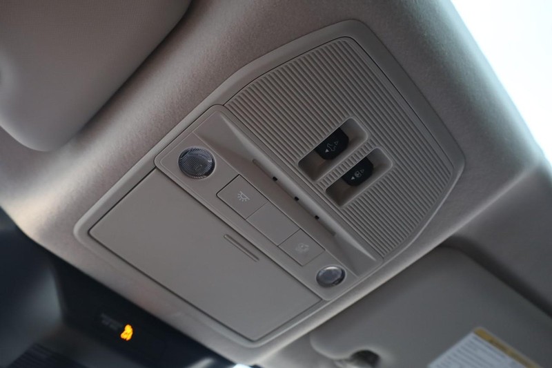 Nissan Kicks Vehicle Image 19