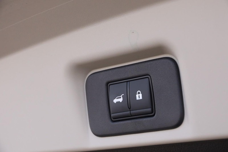 Nissan ARIYA Vehicle Image 08
