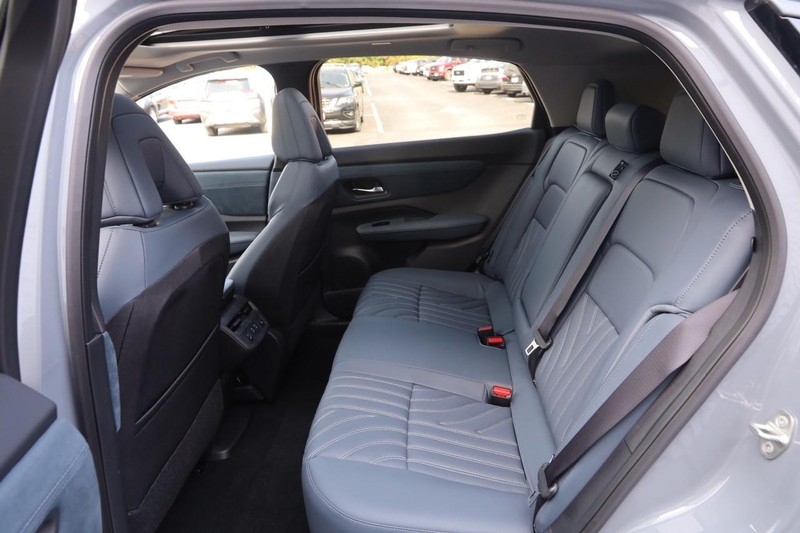 Nissan ARIYA Vehicle Image 10