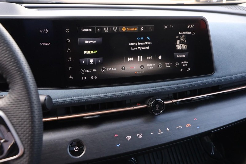 Nissan ARIYA Vehicle Image 16