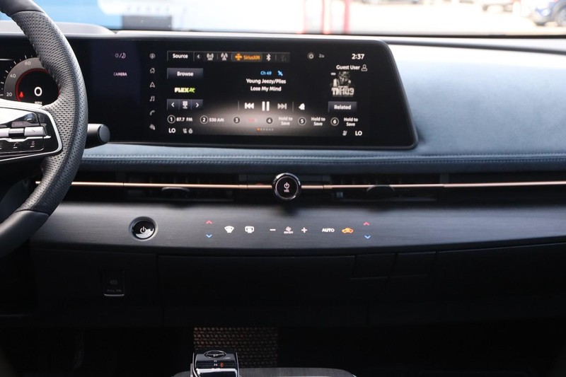 Nissan ARIYA Vehicle Image 24