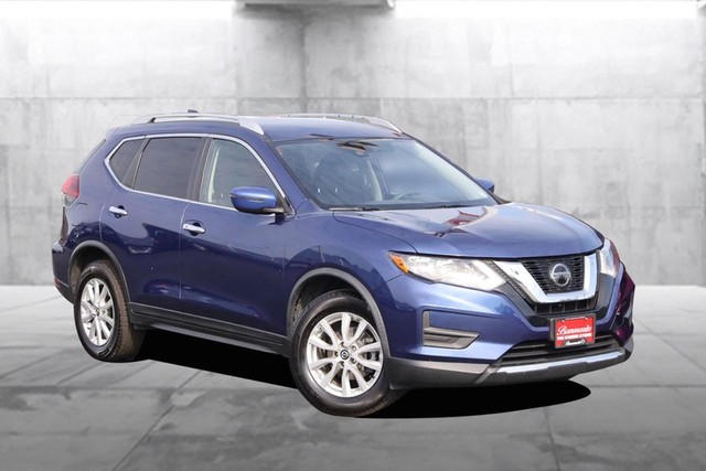 Used 2020 Nissan Rogue SV with VIN KNMAT2MV8LP526014 for sale in Hazelwood, MO