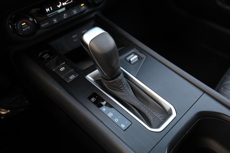 Nissan Kicks Vehicle Image 16