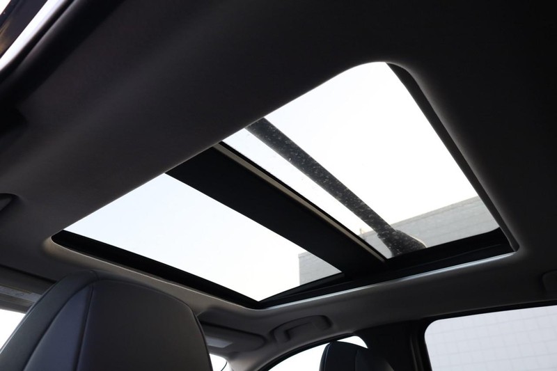 Nissan Kicks Vehicle Full-screen Gallery Image 9