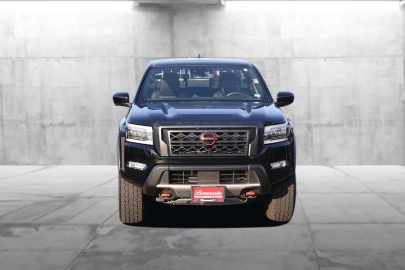 Nissan Frontier Vehicle Image 04