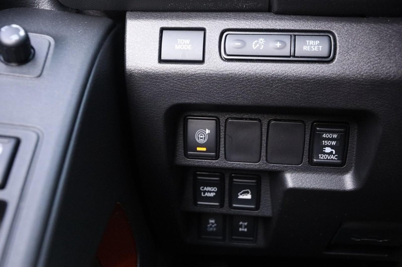Nissan Frontier Vehicle Image 20