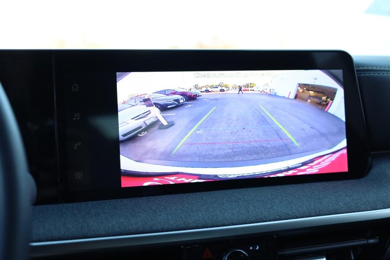 Nissan Kicks Vehicle Image 12