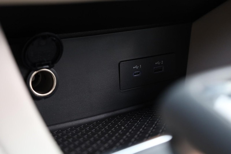 Nissan Pathfinder Vehicle Image 16