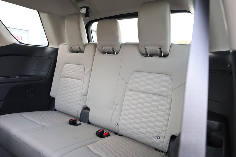 Nissan Pathfinder Vehicle Image 26