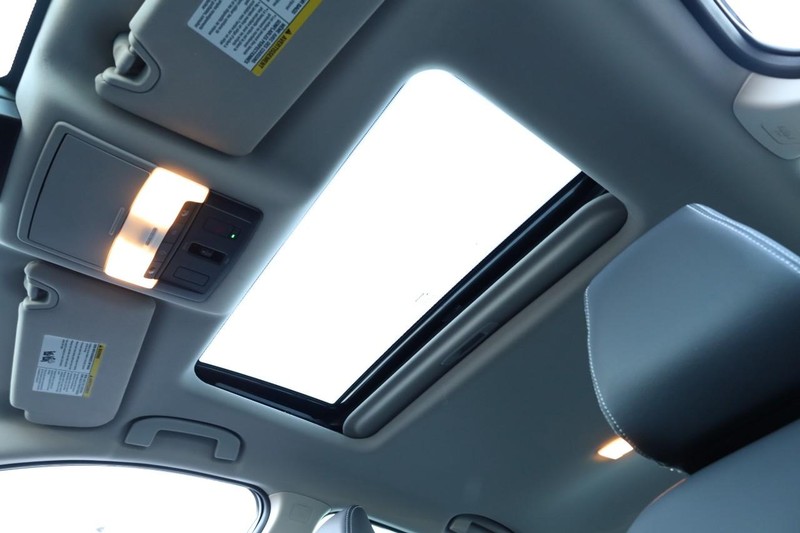 Nissan Altima Vehicle Image 08