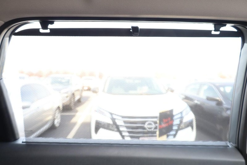 Nissan Rogue Vehicle Image 26