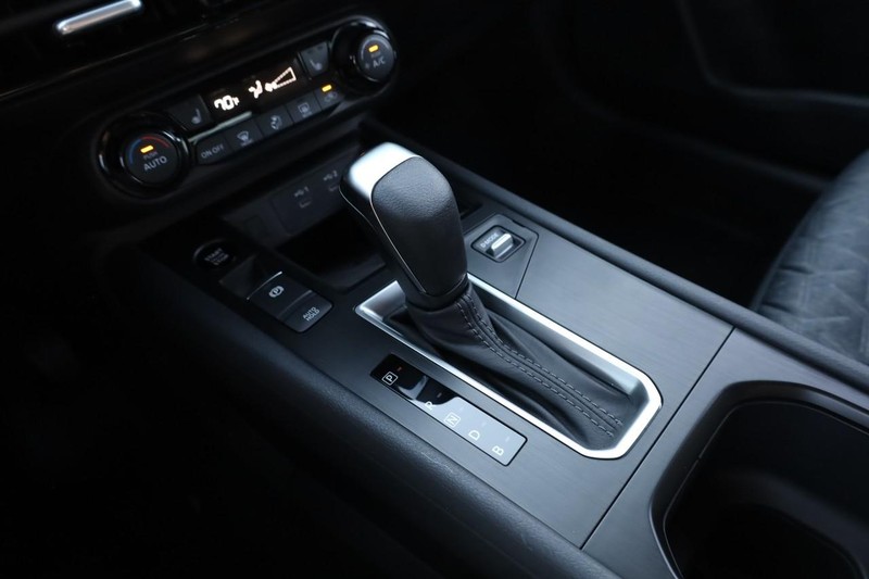 Nissan Kicks Vehicle Image 16