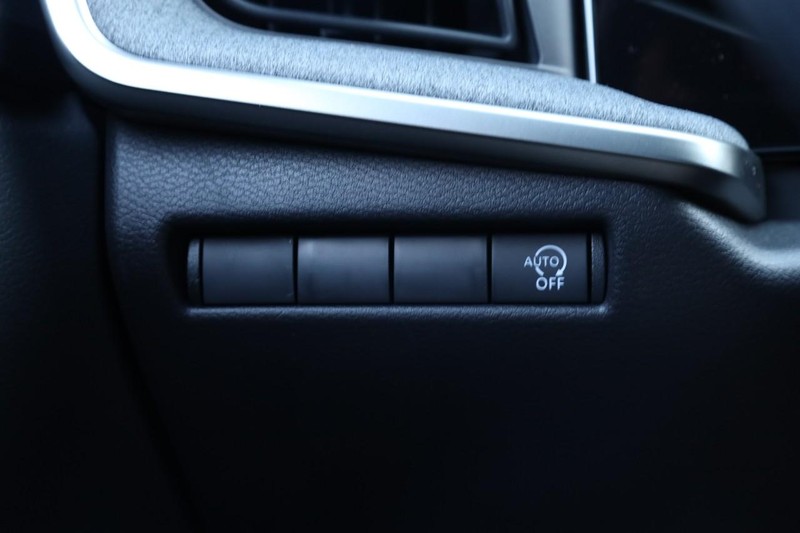 Nissan Kicks Vehicle Image 19