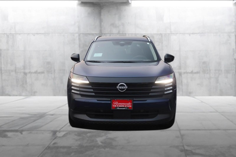 Nissan Kicks Vehicle Image 04