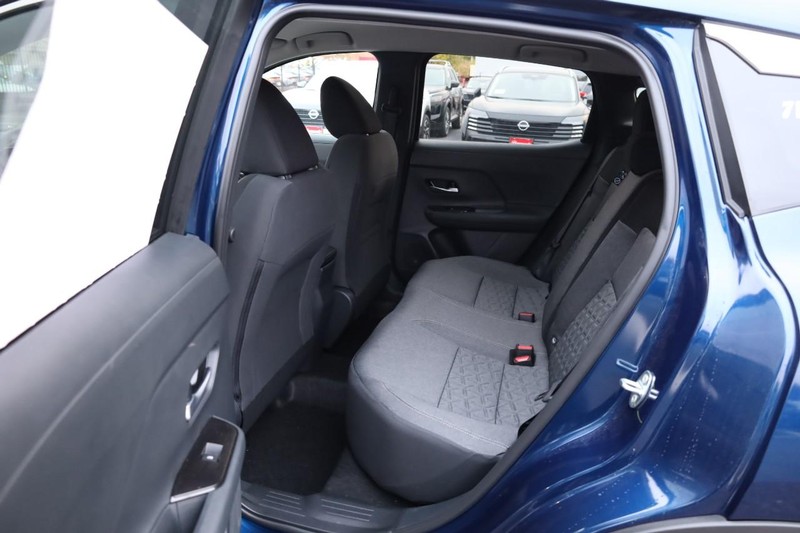 Nissan Kicks Vehicle Image 20