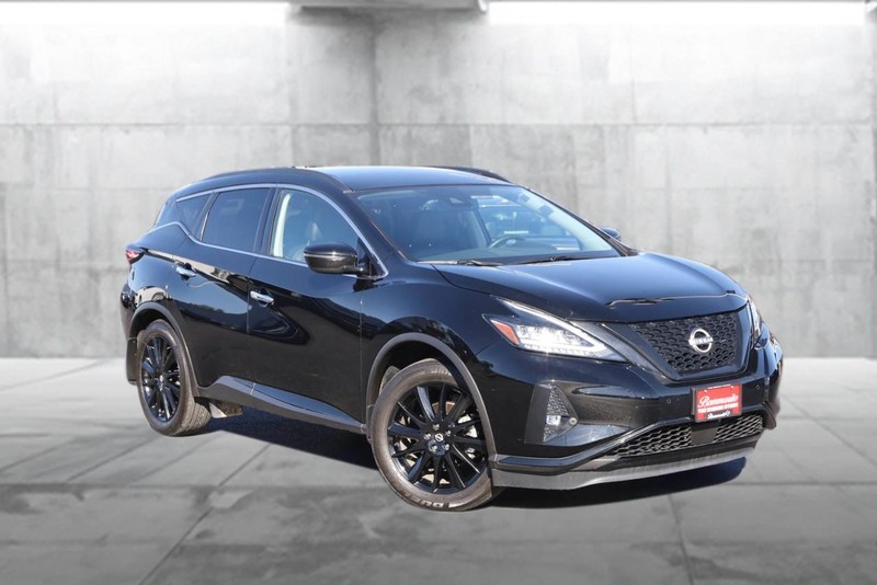 Nissan Murano Vehicle Image 02