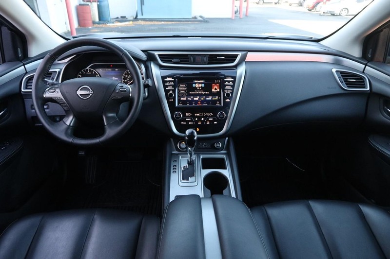 Nissan Murano Vehicle Image 20