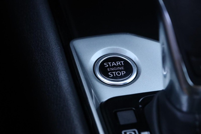 Nissan Altima Vehicle Image 14