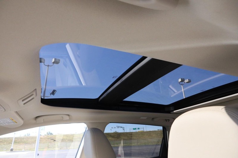 Nissan Murano Vehicle Image 09