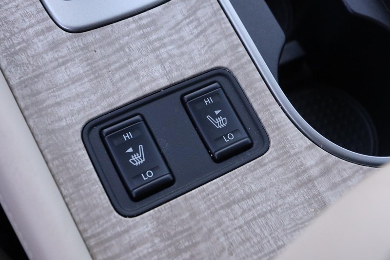 Nissan Murano Vehicle Image 20