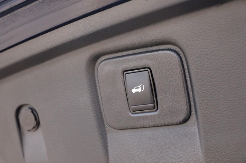 Nissan Murano Vehicle Image 08