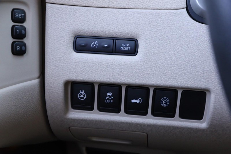 Nissan Murano Vehicle Image 21